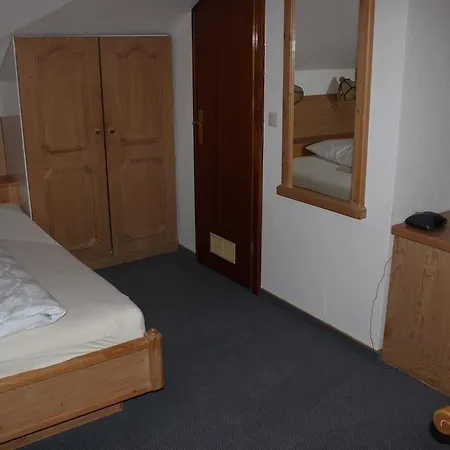 Alte Aue Konukevi 3*